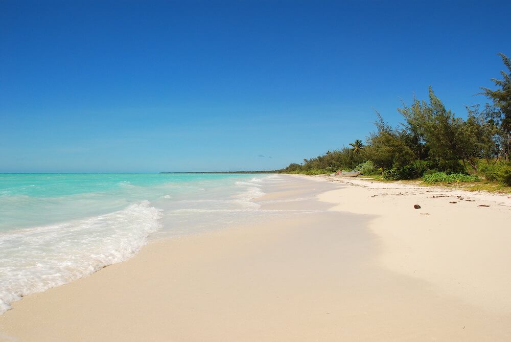 Plage d'Ouvea aux eaux turquoises